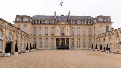Премьер-министр Франции подал заявление об отставке своего правительства