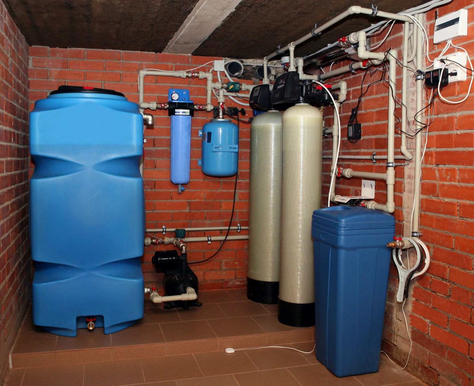 Системы очистки воды: технологии для обеспечения чистой питьевой воды
